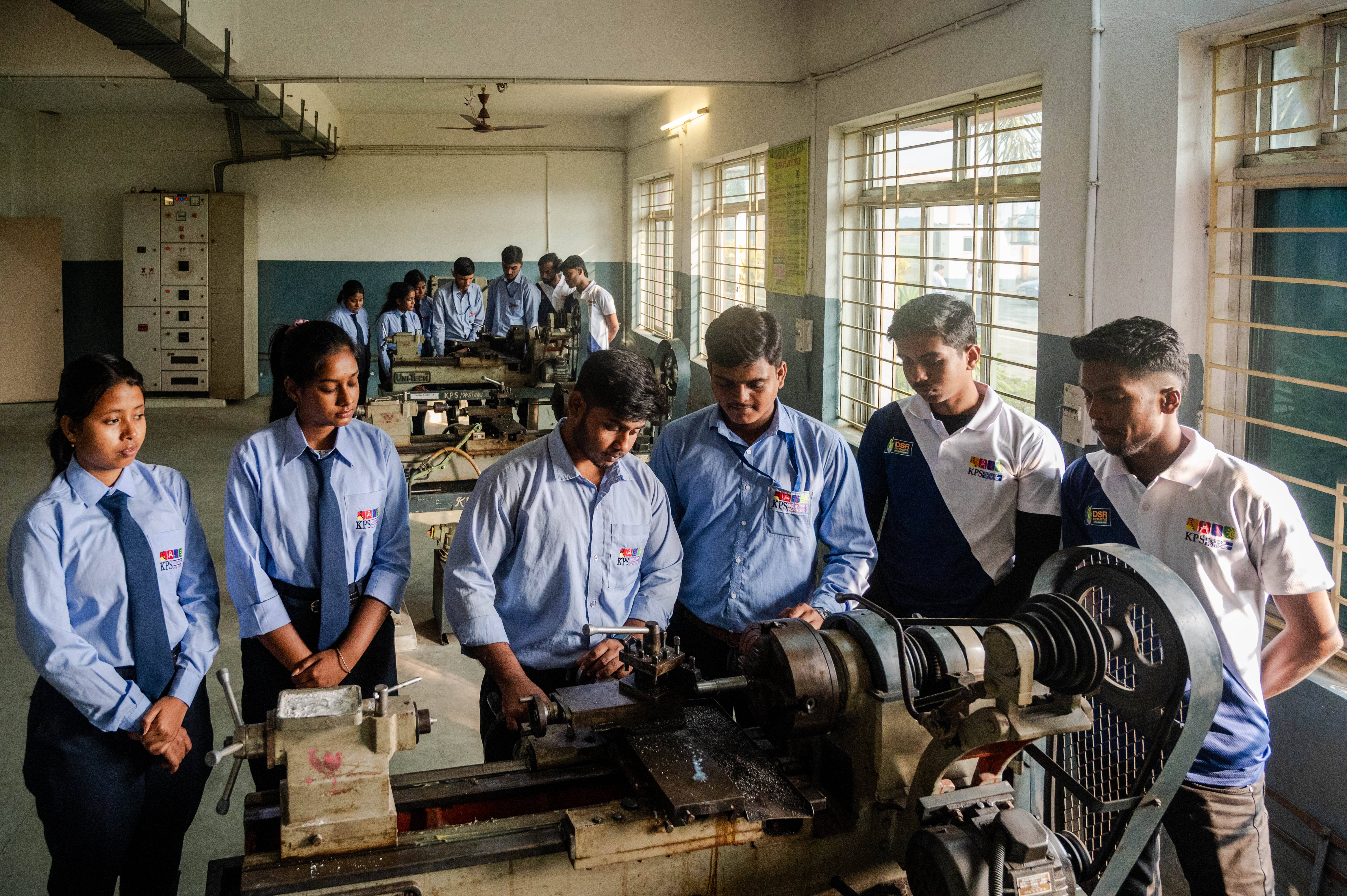 Mechanical engineering machine demonstration